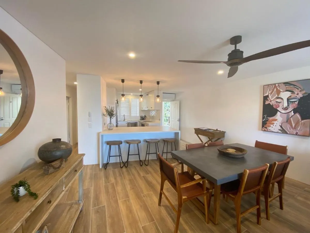 **** Aparthotel Bay Royal Apartments Byron Bay Australia
